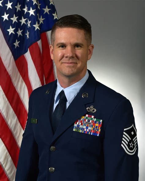5.30 sgt|EST to SGT to Los Angeles, CA, USA .